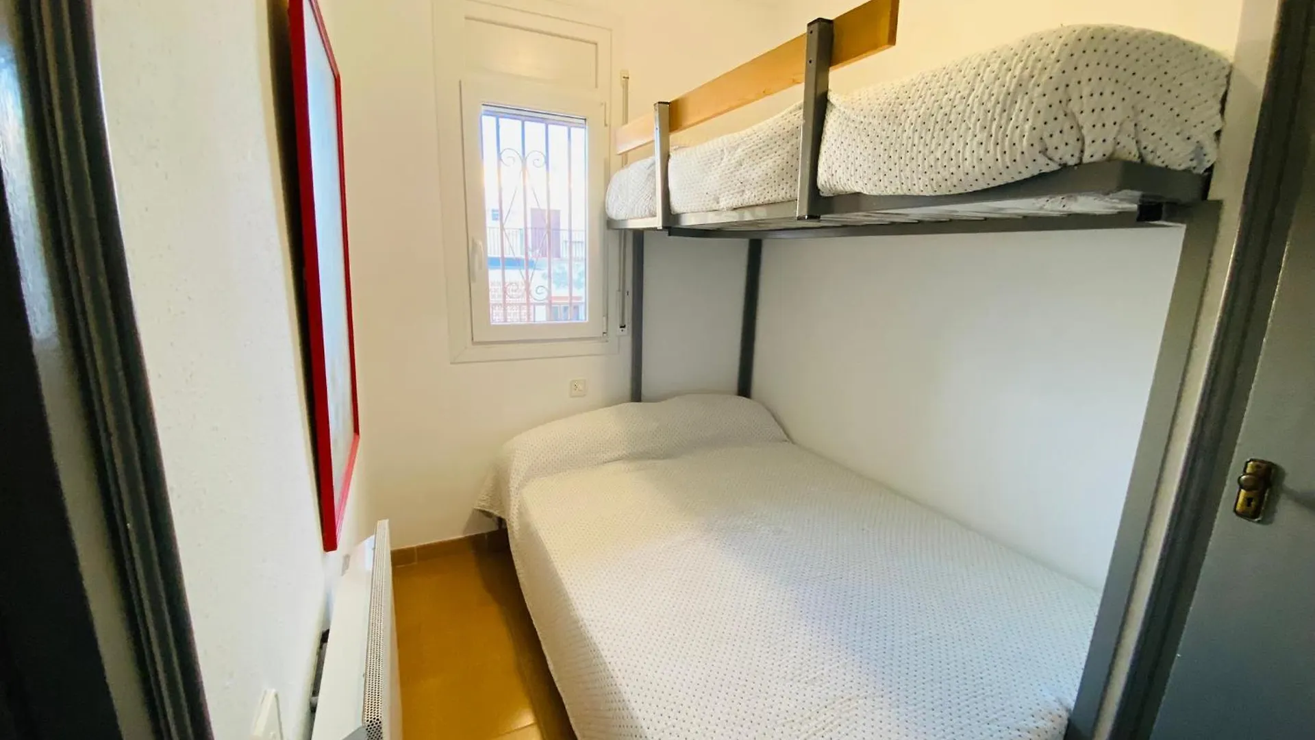 Apartamento Lcdm Romina, Cerca Playa Y Vistas Rosas