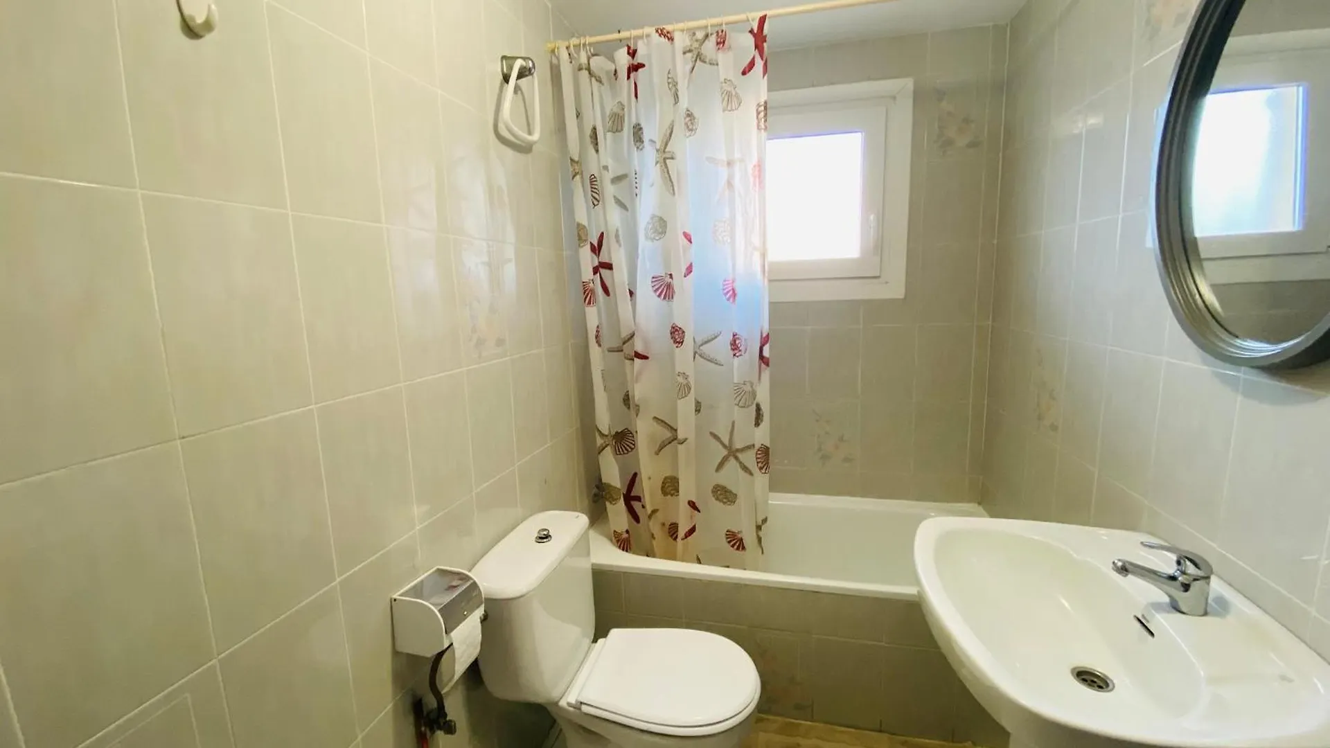 Lcdm Romina, Cerca Playa Y Vistas Apartment Roses 0*,  Spain