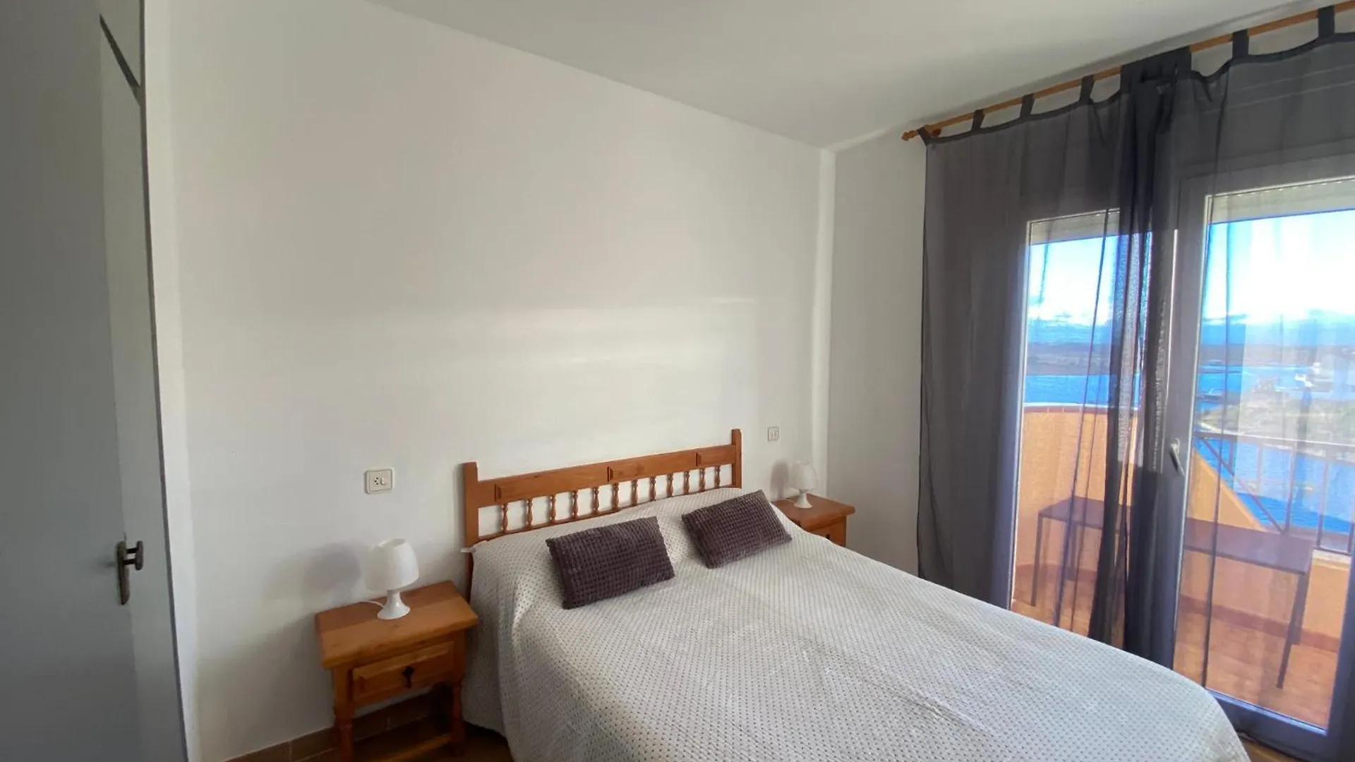 Lcdm Romina, Cerca Playa Y Vistas Apartment Roses